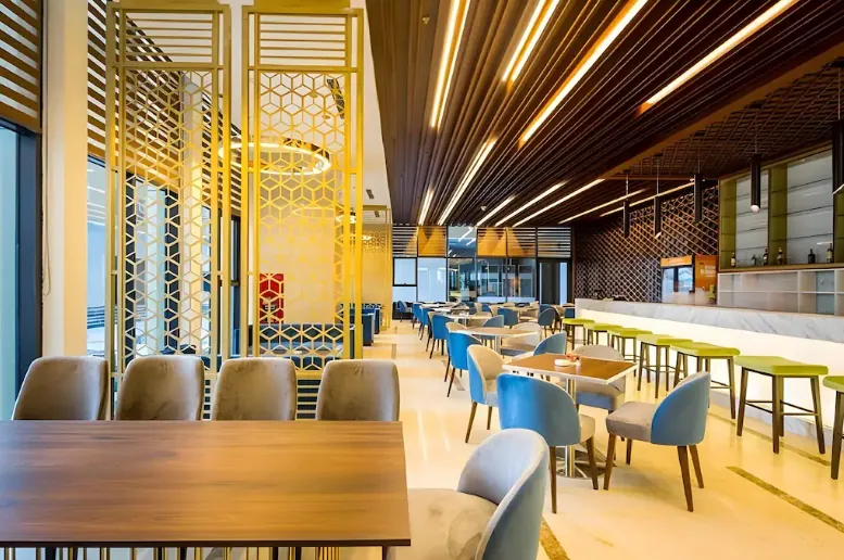 Không gian sang trọng – Kiến trúc hiện đại giao hòa với thiên nhiên – Review Khách sạn Mường Thanh Luxury Đà Nẵng (3)