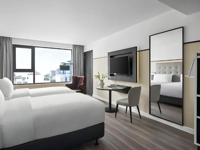 Khách hàng nói gì? – Toàn lời khen “có cánh” – Review khách sạn M Village Hotel Tôn Thất Đạm, Quận 1