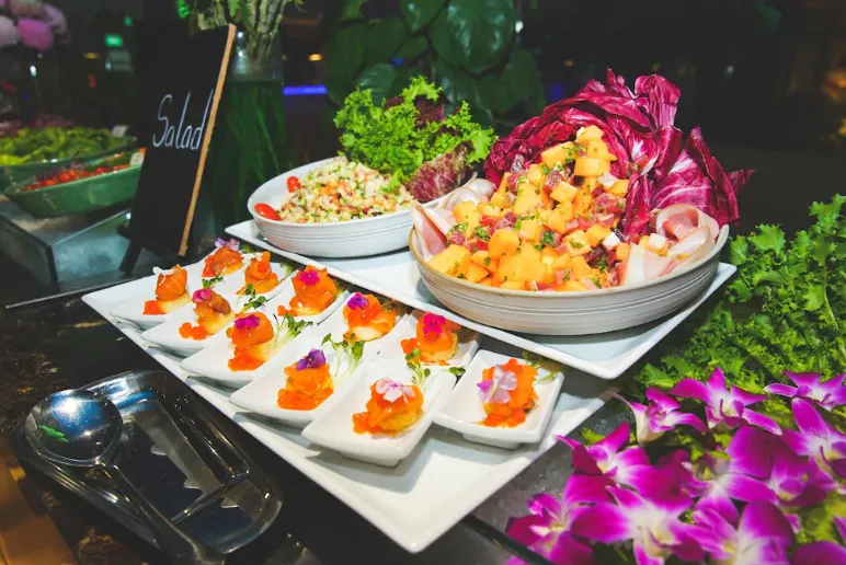 Ẩm thực tinh hoa – từ buffet sáng đến nhà hàng cao cấp – Review Khách Sạn La Vela Sài Gòn – Nghỉ Dưỡng 5 Sao Quận 3 (2)