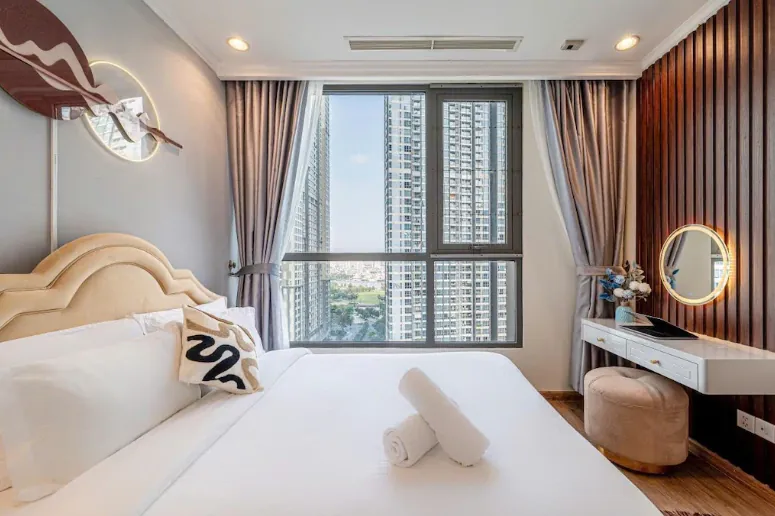 Không gian lưu trú rộng rãi và sang trọng – Review Khách sạn LUNA Luxury Residence, TP.HCM (3)