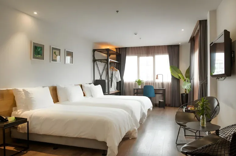 Phòng ốc sạch sẽ, hiện đại – Không gian nghỉ ngơi lý tưởng – Review Khách sạn C Central Hotel – giữa lòng Sài Gòn (2)