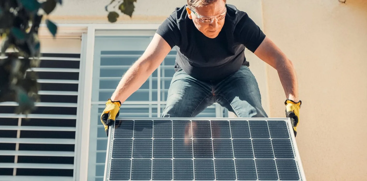 Hệ Thống Điện Mặt Trời Cho Khách Sạn Qua ELV