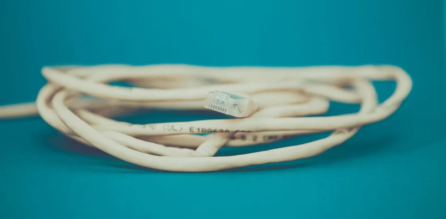 Internet Cáp Quang Là Gì? Ưu Điểm & Cách Chọn Gói