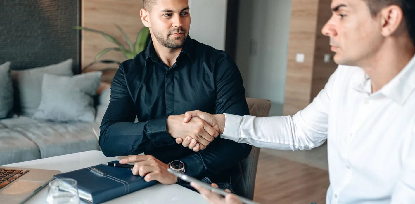 Phòng Nhân sự & Đào tạo Khách sạn: Cấu trúc & Vai trò
