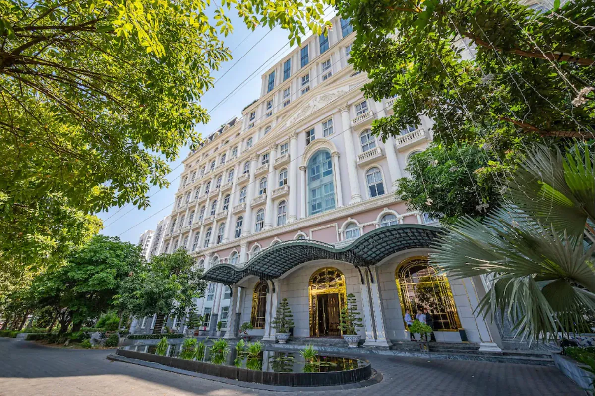 Nếu một ngày bạn mệt mỏi vì nhịp sống vội vàng của thành phố, vì guồng quay công việc không hồi kết, hoặc đơn giản chỉ là muốn tìm một nơi để “nghỉ mộ